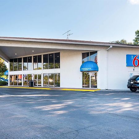 Motel 6-Tampa, Fl - Fairgrounds Heartland Kültér fotó