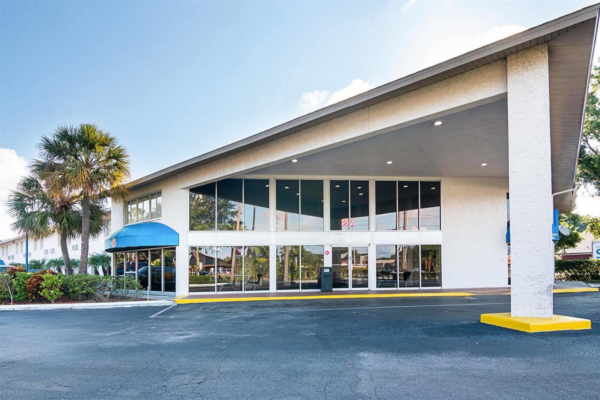 Motel 6-Tampa, Fl - Fairgrounds Heartland Kültér fotó