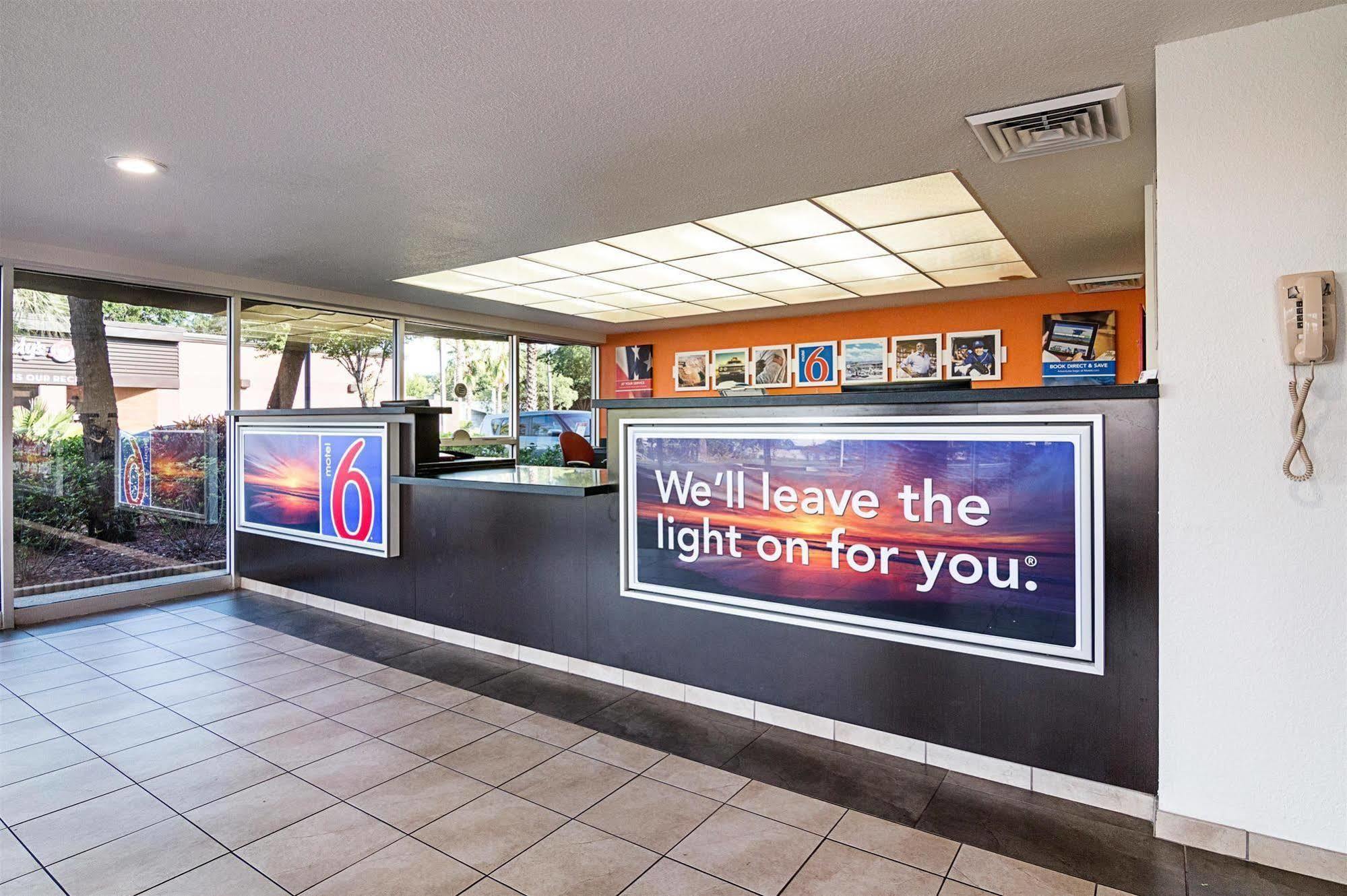 Motel 6-Tampa, Fl - Fairgrounds Heartland Kültér fotó